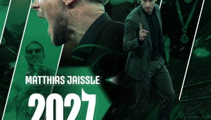 夺亚冠+沙超杯冠军，官方：吉达国民与主教练雅伊斯勒续约至2027