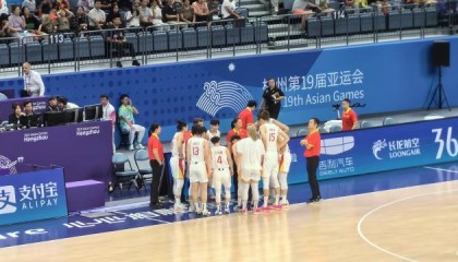 欧亿体育官网-44分大胜背后的收获 开局慢热为中国女篮紧弦